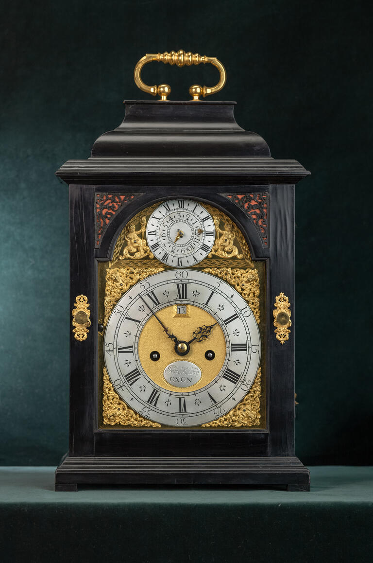 Tafelklok John Knibb Oxon ( Oxford ) ca 1720